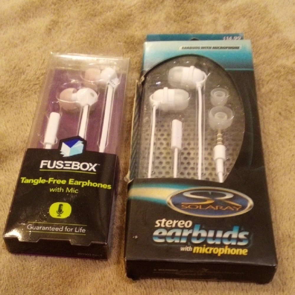 LARA White Earbud Headphones with Mic